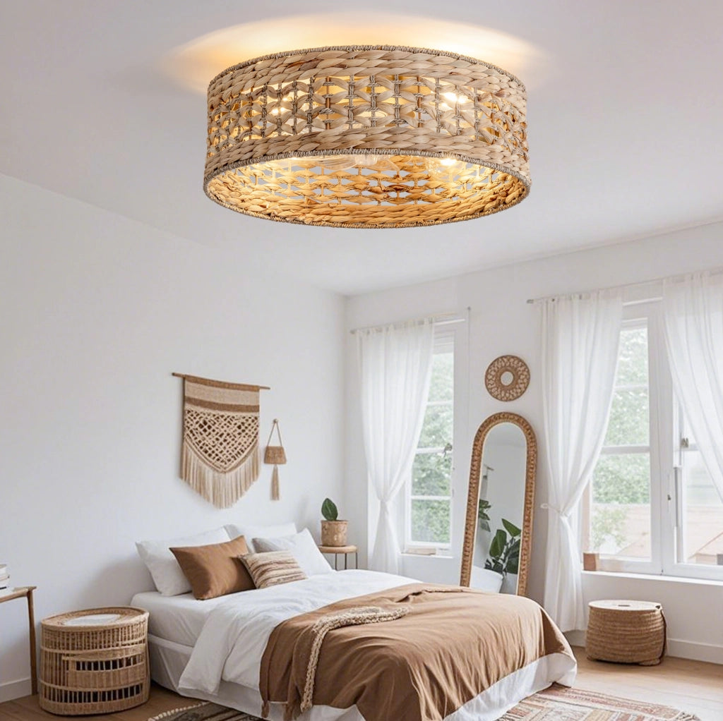 Ventilatore da soffitto con plafoniera in rattan intrecciato; controllo via app e telecomando; colore rame
