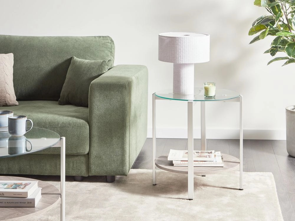 Tavolino moderno piano in vetro temperato con 1 ripiano legno chiaro e argento stile moderno