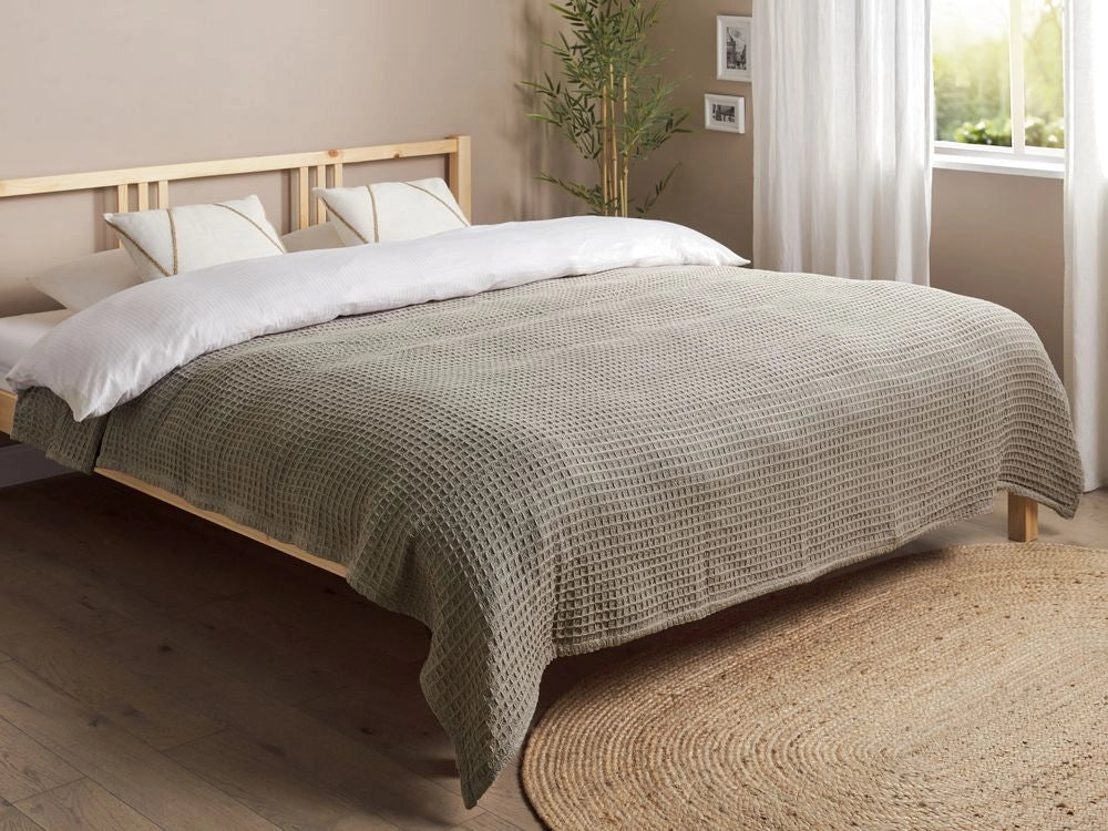 Copriletto in cotone tortora 200 x 220 cm con motivo a quadretti, decorativo, per il soggiorno e la camera da letto.