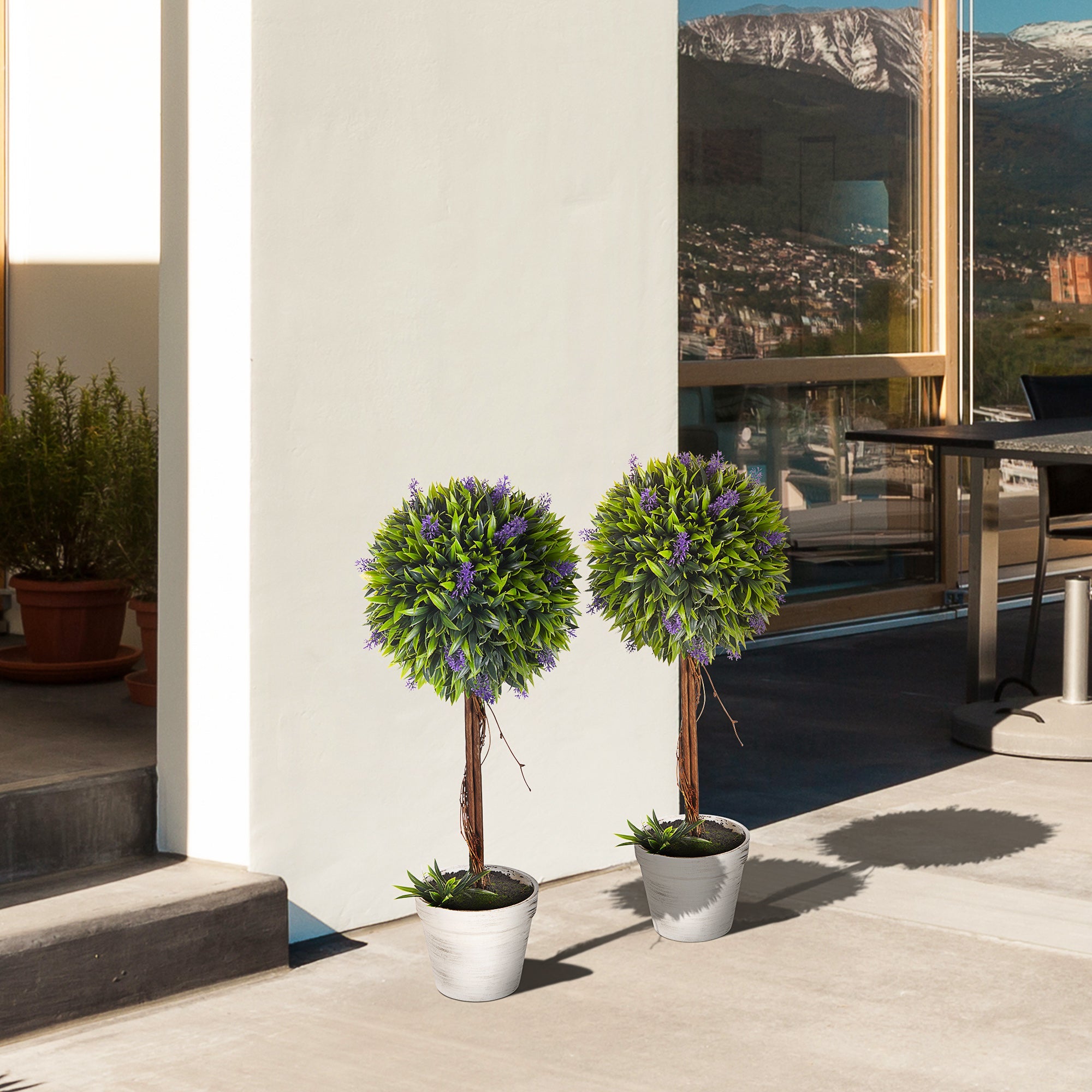 Set 2 Piante Artificiali Ø24x60 cm Verdi a Sfera con Fiori di Lavanda e Vaso con Muschio e Cemento