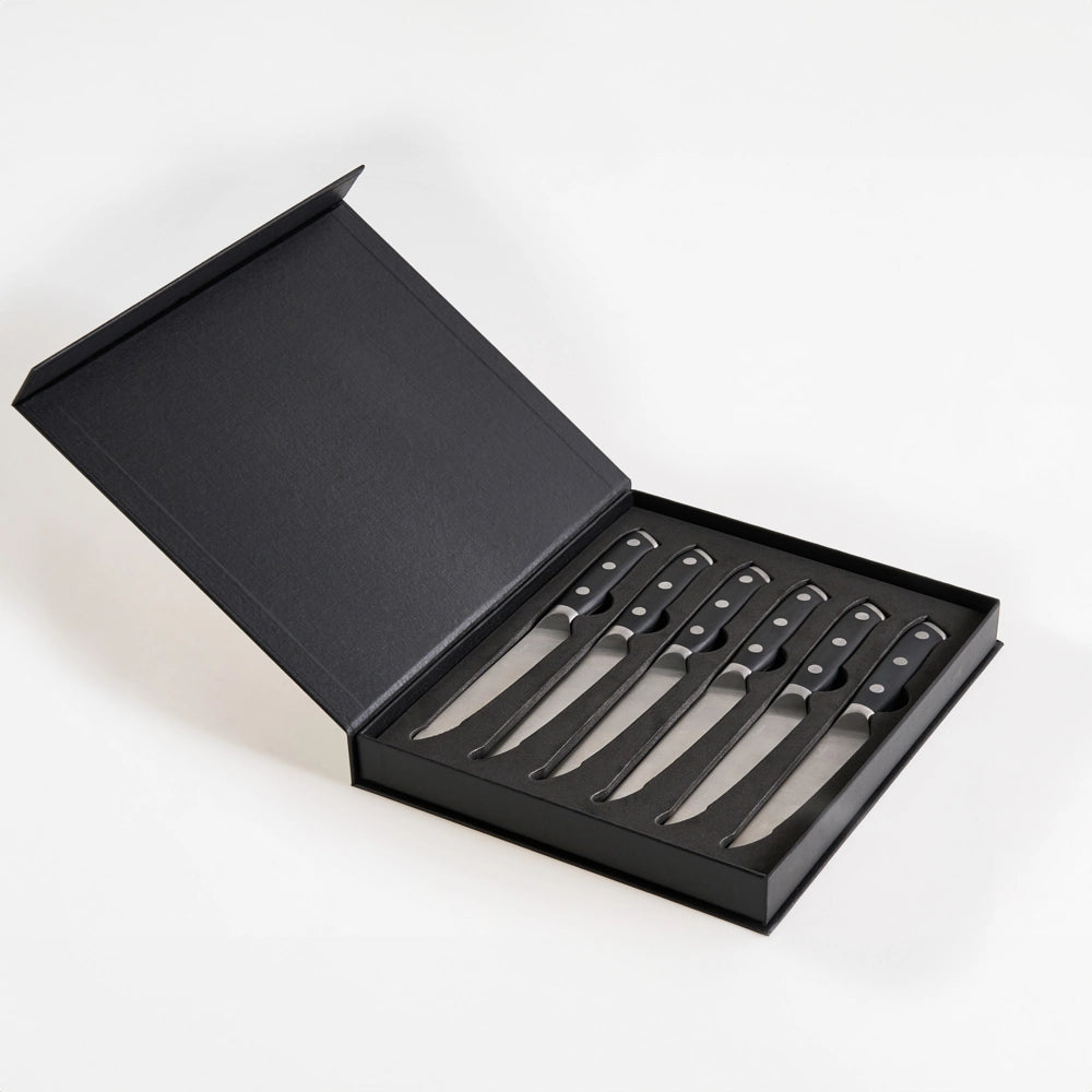 Set di coltelli da bistecca 6 pezzi Elegante confezione in acciaio inossidabile Manico in legno Lama seghettata Nero