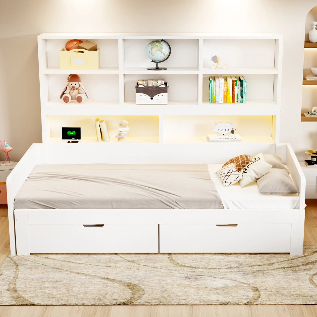 Letto divano estensibile 90x200/180x200 cm con LED; USB; cassetti e ripiani aperti; legno bianco