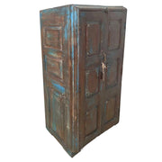Armadio in legno con finitura artigianale marrone 75x36x138h cm