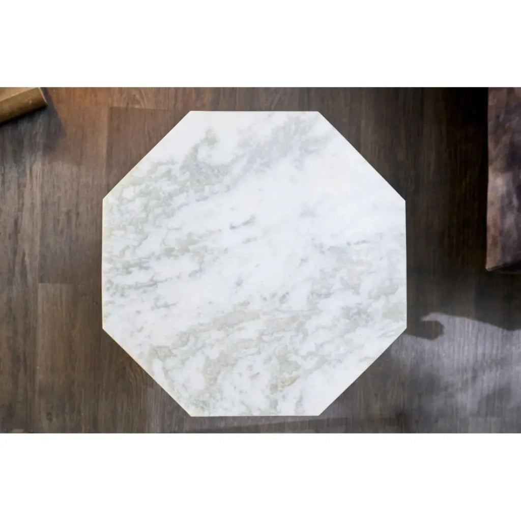 Tavolino basso NEXORA 50 cm in marmo bianco e ferro ottone design geometrico