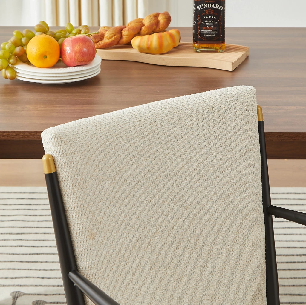 Set di 2 sedie da pranzo beige con braccioli e dettagli oro