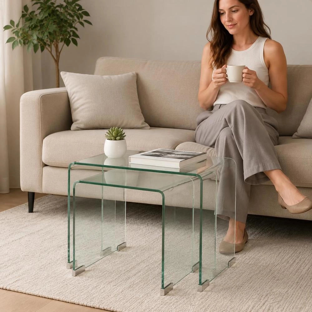 Two-piece Nesting Table Set Made Of Tempered Glass Transparent