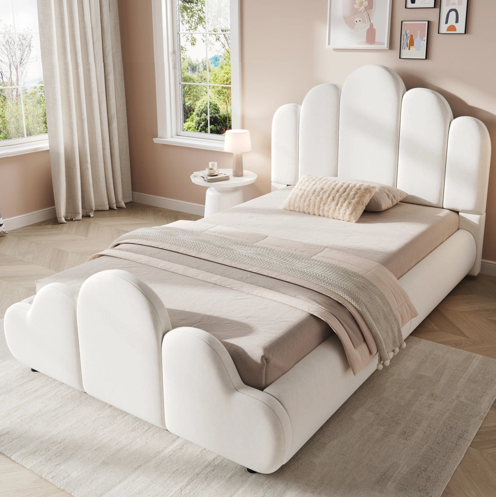 Letto imbottito 90x200 cm con design a nuvola e angoli arrotondati in velluto beige