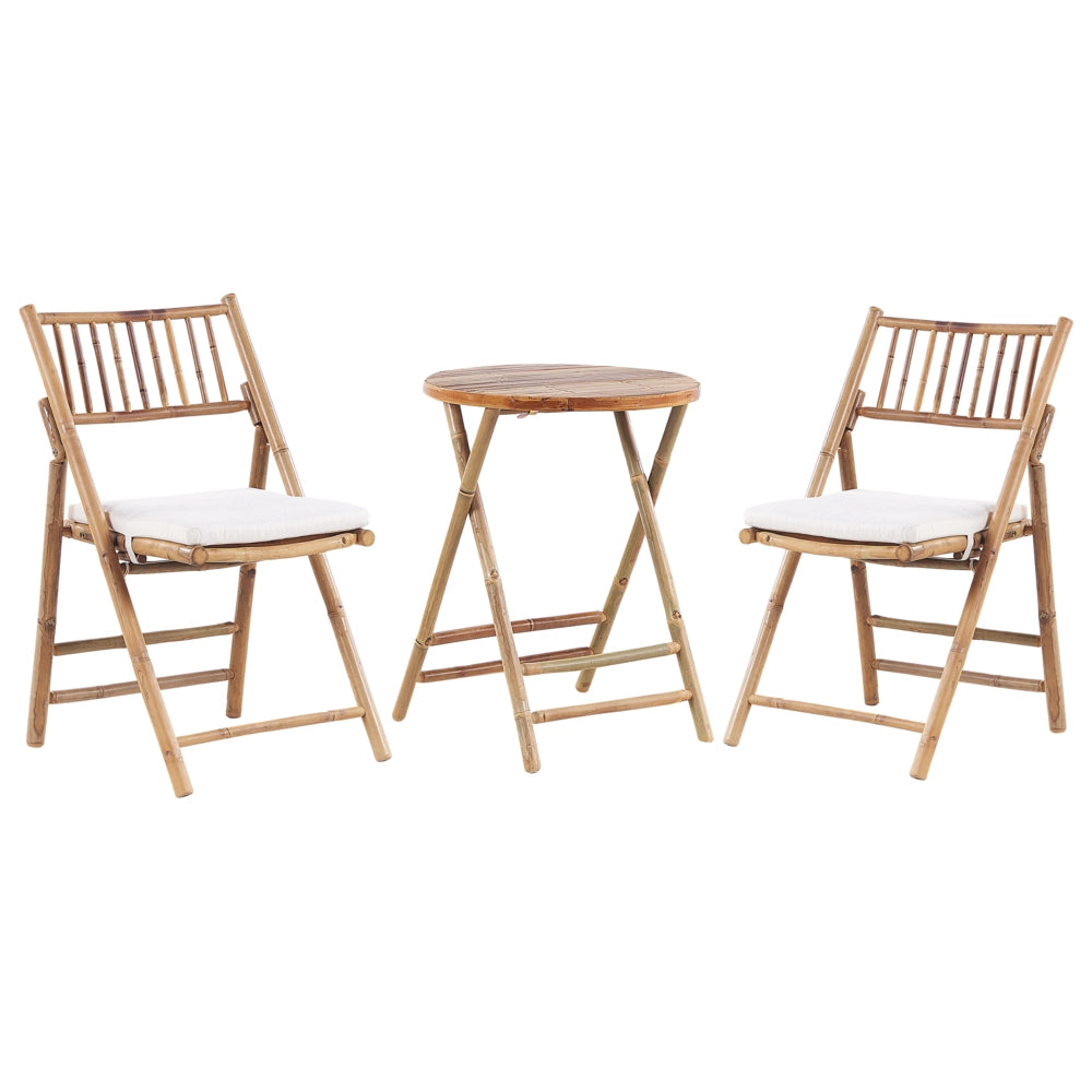 Set da giardino tavolino pieghevole e 2 sedie in bambù naturale e cuscini di colore bianco esterno