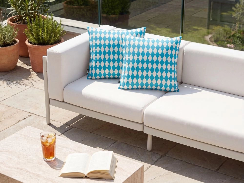 Set di 2 Cuscini Decorativi da Esterno 45 x 45 cm Turchese in Poliestere per Giardino con Motivo a Quadri Design Retrò