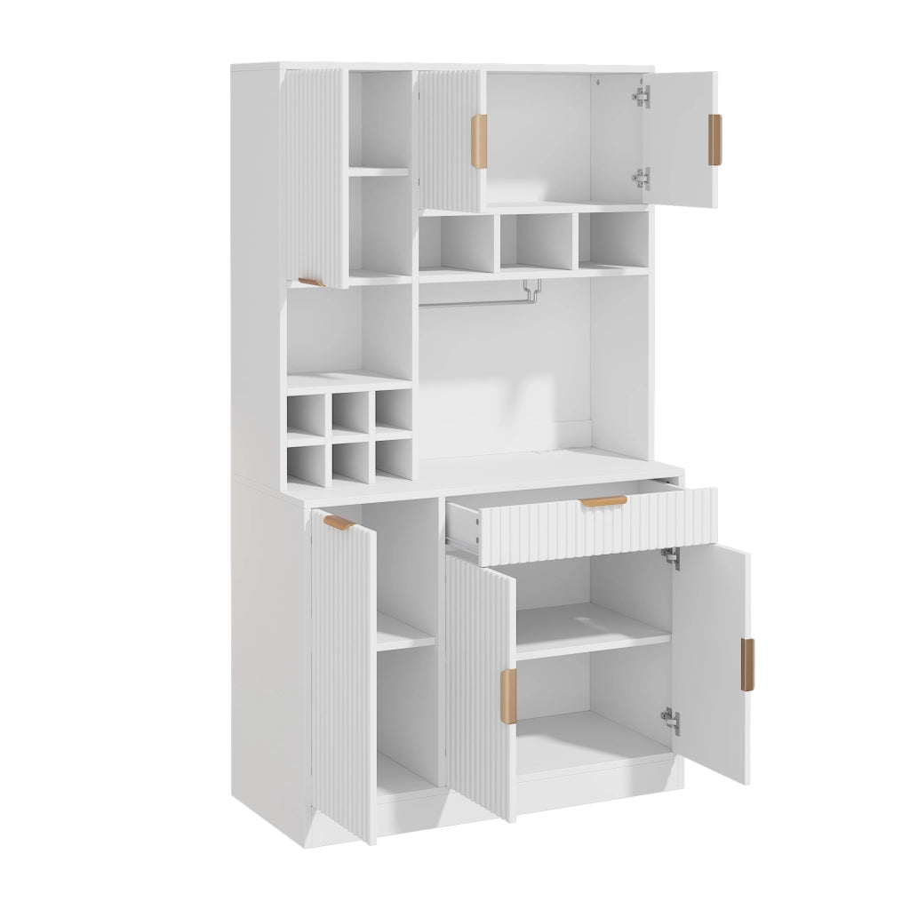 Credenza 100x40x175 cm con ripiani regolabili; prese integrate; portabicchieri e portabottiglie in pannello truciolare bianco
