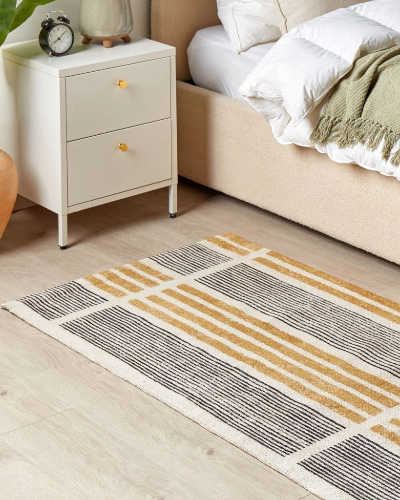 Tappeto giallo e nero in cotone 80 x 150 cm a trama piatta Jacquard con motivo a righe Boho Soggiorno Camera da letto