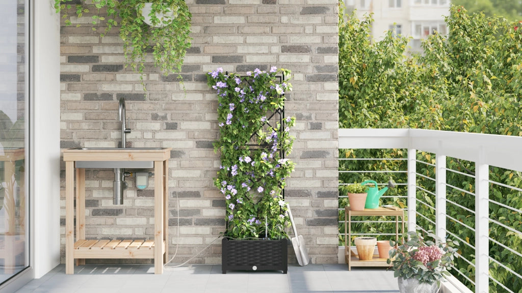 vasi da giardino  con sistema di irrigazione