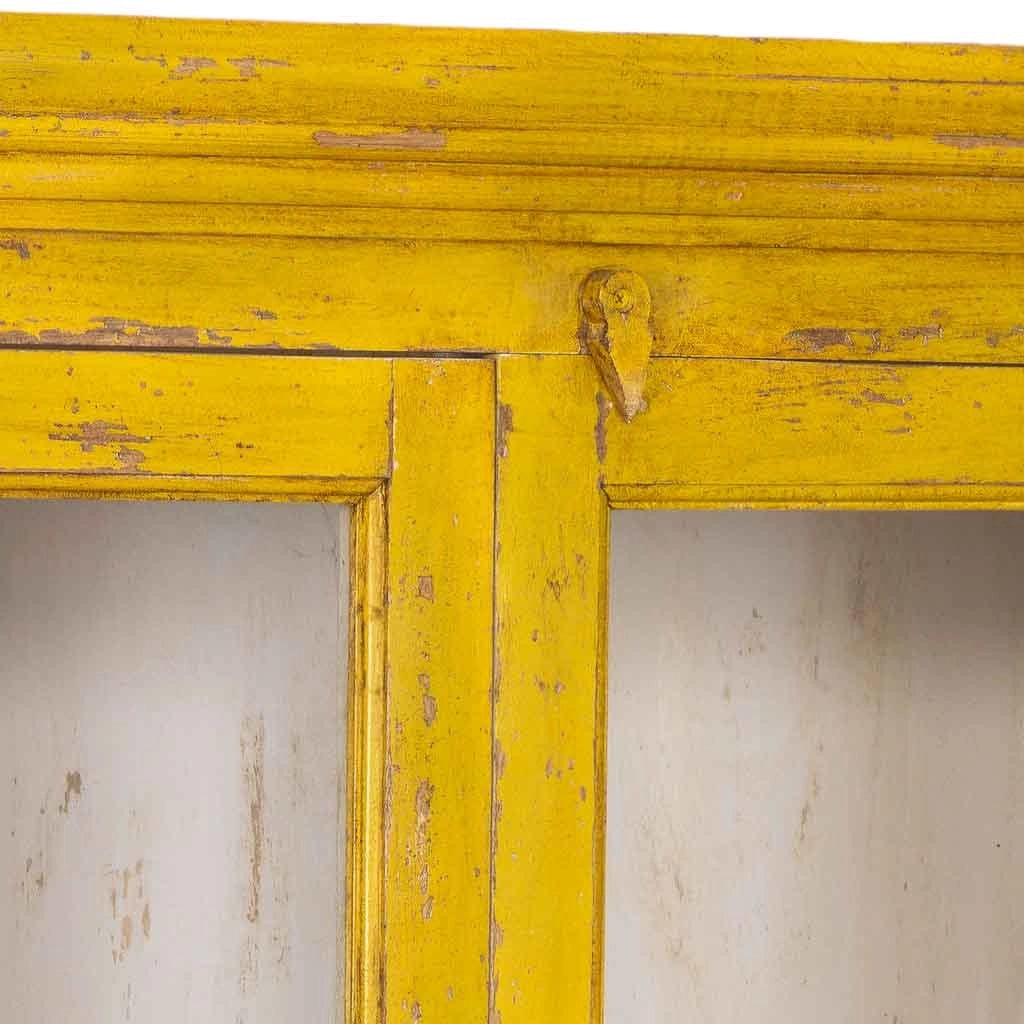 Vetrina in legno giallo 105x40x180h cm