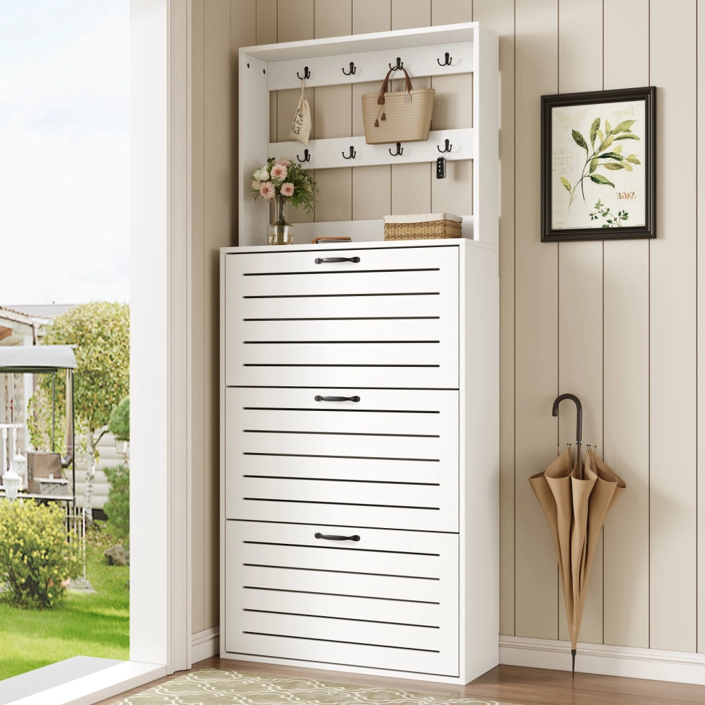 Mobile Scarpiera con 3 Ripiani e 8 Ganci; Porta Borse e Cappelli; Stile Minimalista; in Pannello di Truciolare; Bianco; 70×25×165 cm