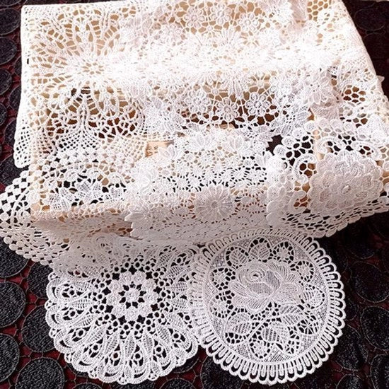 Sostegno - Lato - Set da 4 - Bianco - Fiorale - Intrecciato - Adatto per Tavolo - Fiore a Scompasso - 30 cm - Matrimonio, Festa, Cena