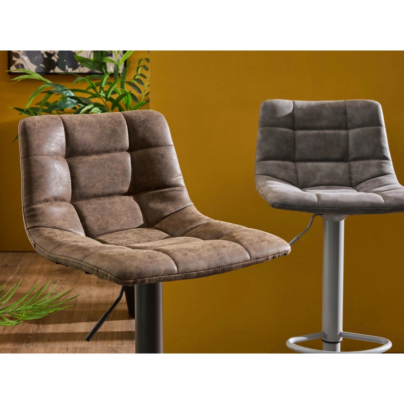 Set di 2 Sgabelli Clayton In Pu Grigio E Base Grigia