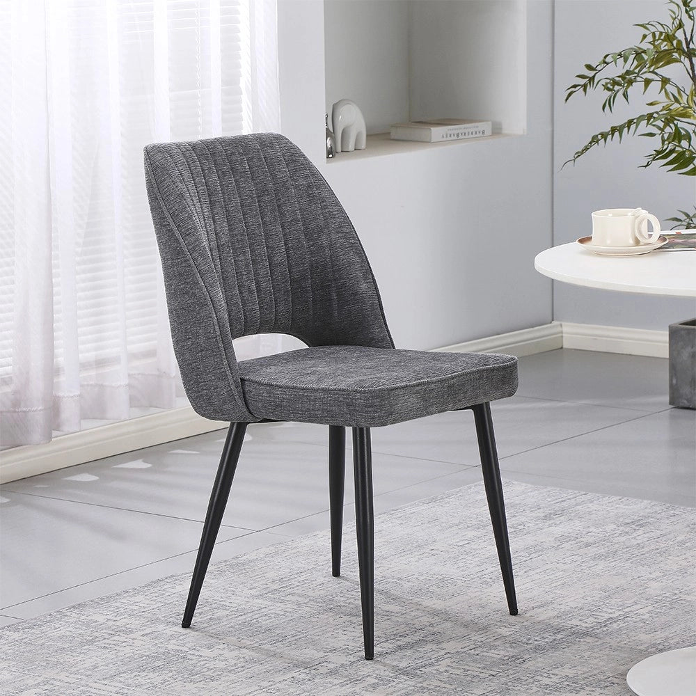 Set 4 Sedia Naila grigio con Schienale Trapuntato a Righe Verticali e Gambe in Metallo Nero