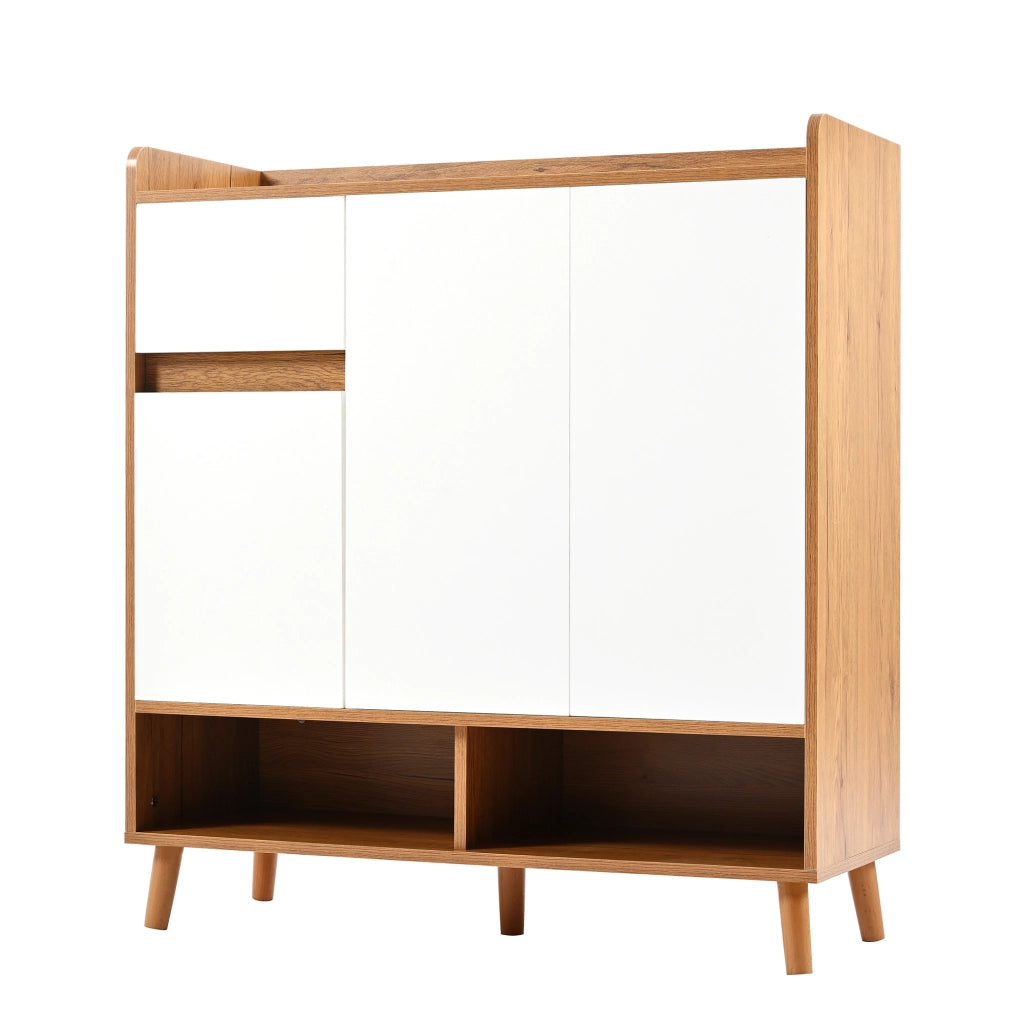 Credenza moderna con ripiani regolabili, ante senza maniglia e gambe in legno massiccio, Bianco/Naturale, L90 x P35 x H99 cm