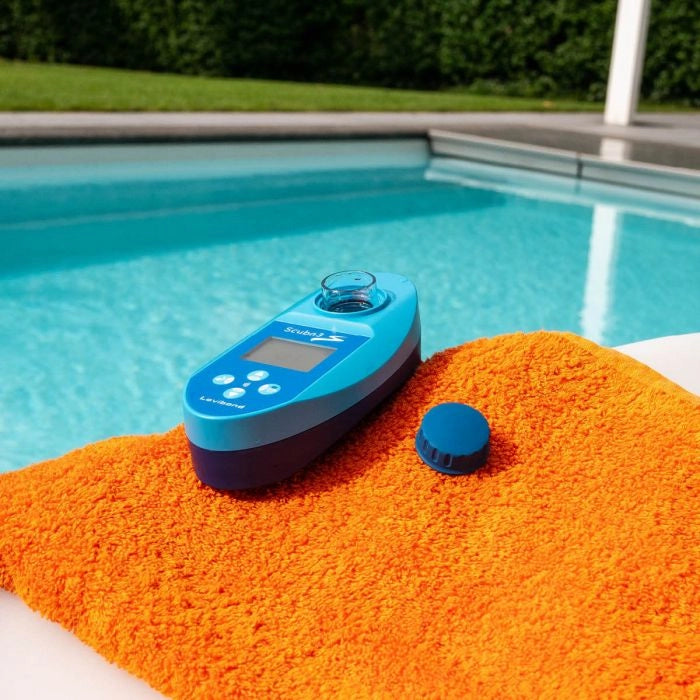 Fotometro piscina Lovibond Scuba 3s per misurare cloro, pH e alcalinità