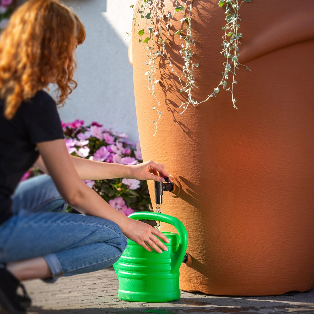 Serbatoio per acqua piovana KADAX da 360 litri + kit di collegamento al rubinetto e supporto