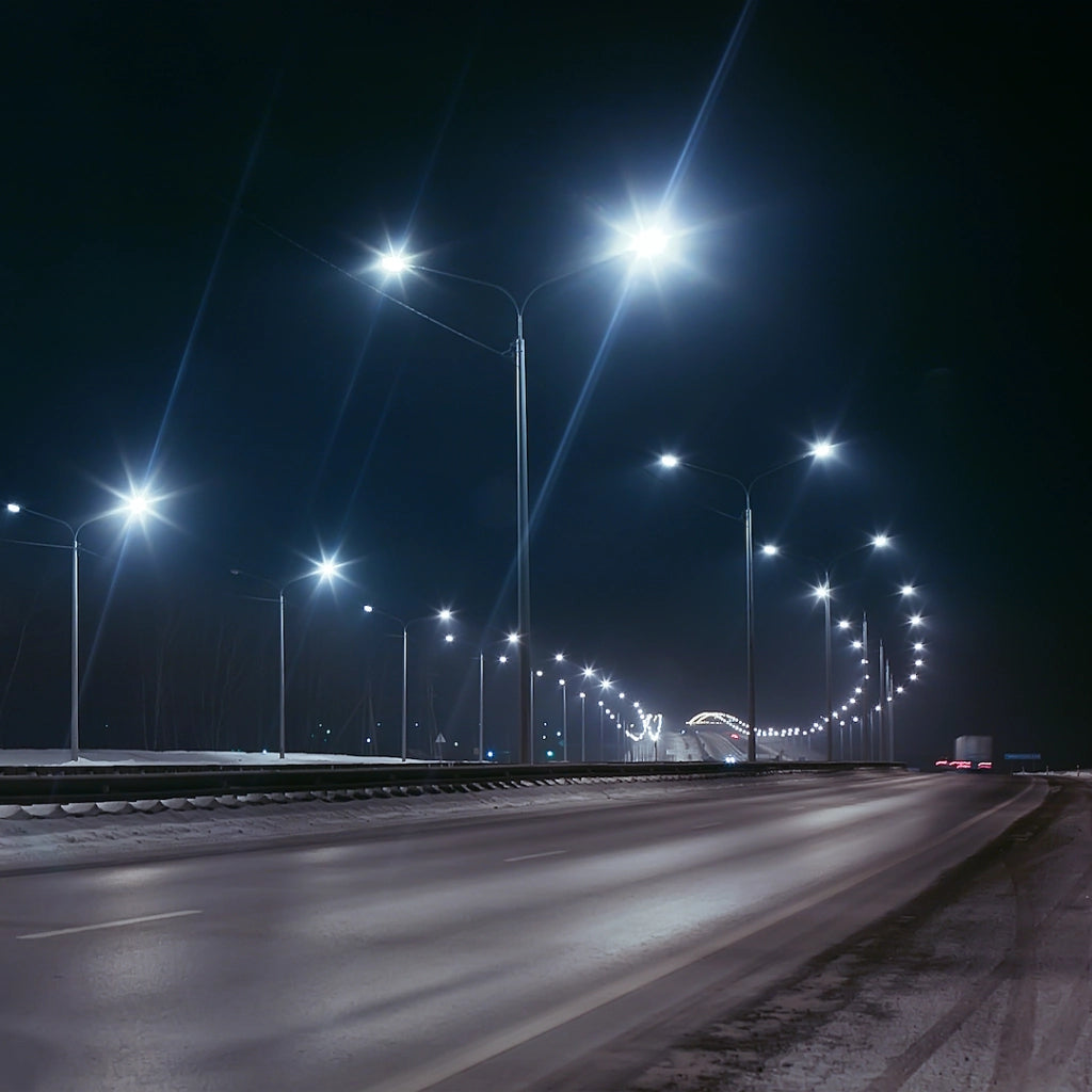 Lampione solare nero LED 300W 6500K sensore+tele IP65