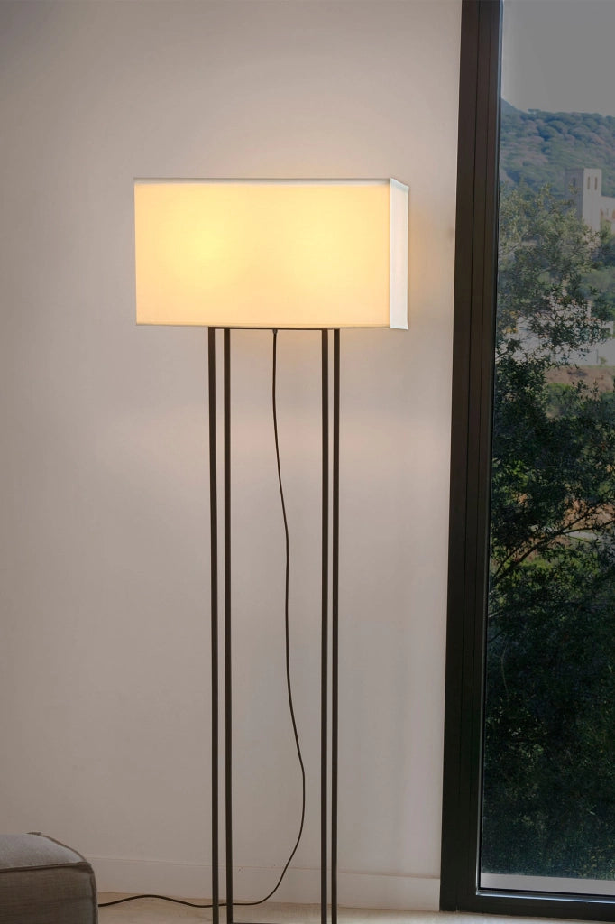 VESPER, Piantana per Interni, Faro Barcelona