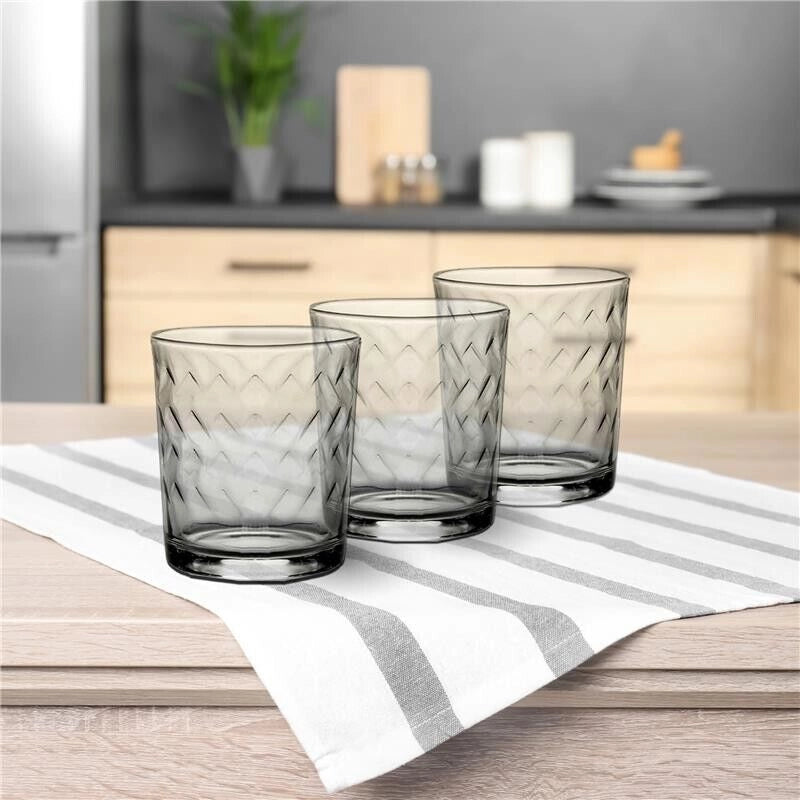 TRIS DI BICCHIERI REALIZZATI IN VETRO PER ACQUA CAPIENZA DA 250 ML