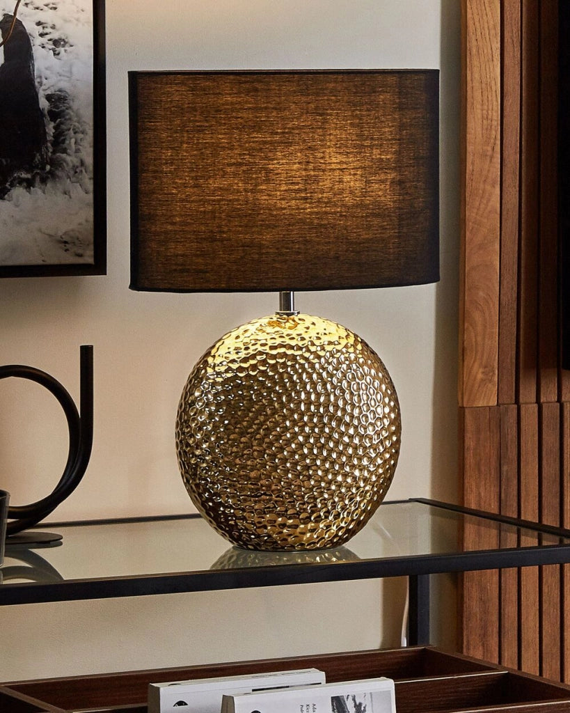 Lampada da Tavolo dorato e Nero Ceramica Base Lucida Paralume Tamburo in Poliestere Design Glamdoratous