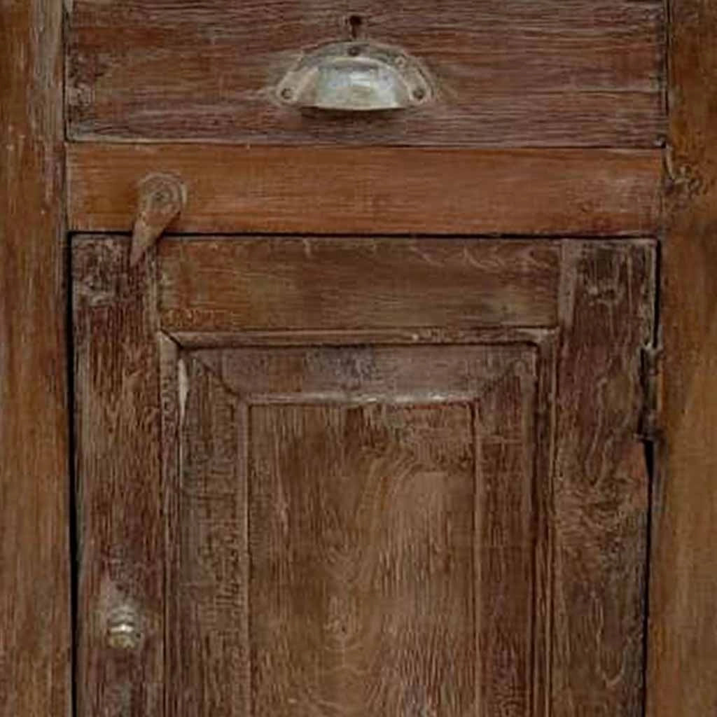 Comodino in legno fatto a mano44x35x79h cm