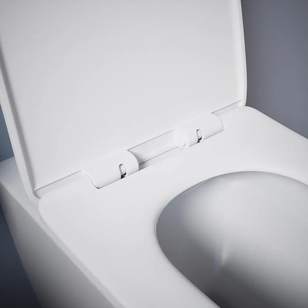 Vaso filomuro rimless in ceramica bianco opaco con sedile soft-close | Kyoto