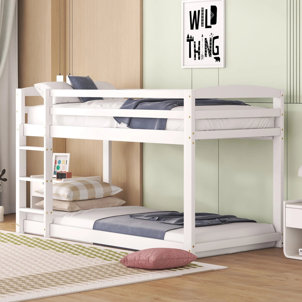 Letto a Castello 2 Posti; Profilo Basso con Sponde di Sicurezza; 90×200 cm; Senza Materasso; Pino; Bianco
