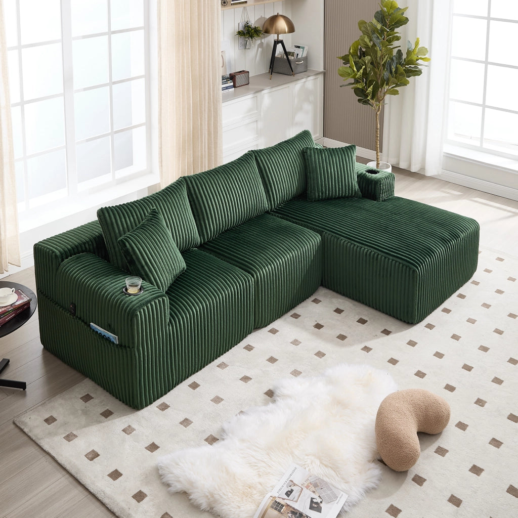 Divano modulare con chaise longue e 2 posti con tasche laterali, porta bicchieri e 5 cuscini, in velluto a coste, Verde Smeraldo