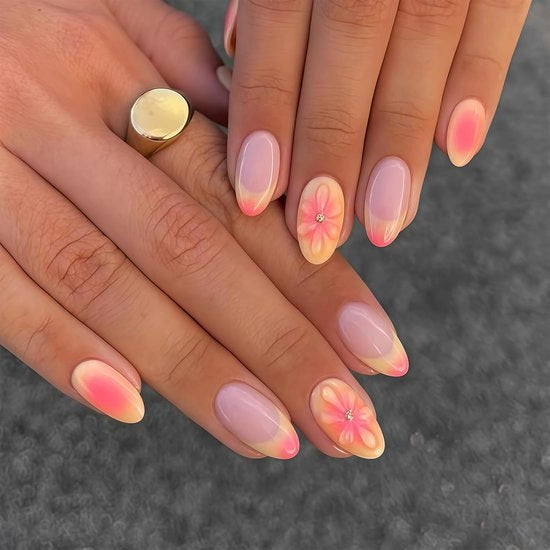 24 pezzi di unghie adesive da applicare con pressione - Short French Tip Oval unghie false con design ombra 3D fiorale - unghie d'estate per donne DIY manicure