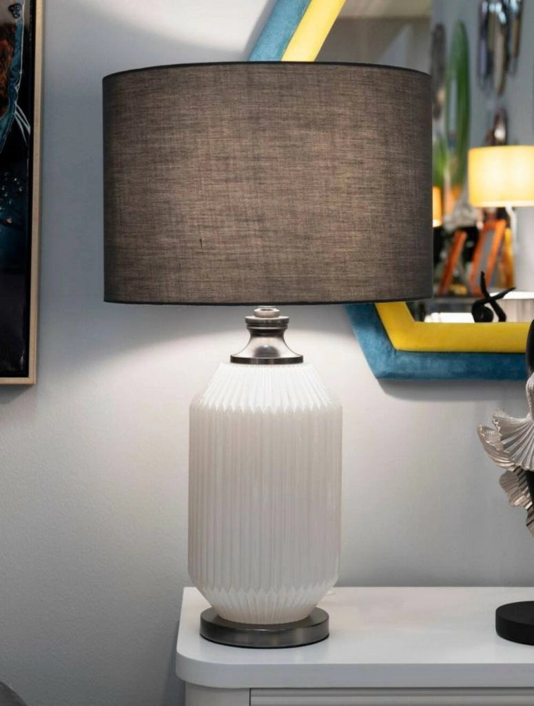 Lampada da tavolo Vidardo, Luce da scrivania , Luminaria da ufficio, Lampada da lavoro, 38x38 h65 cm, Bianco e Grigio