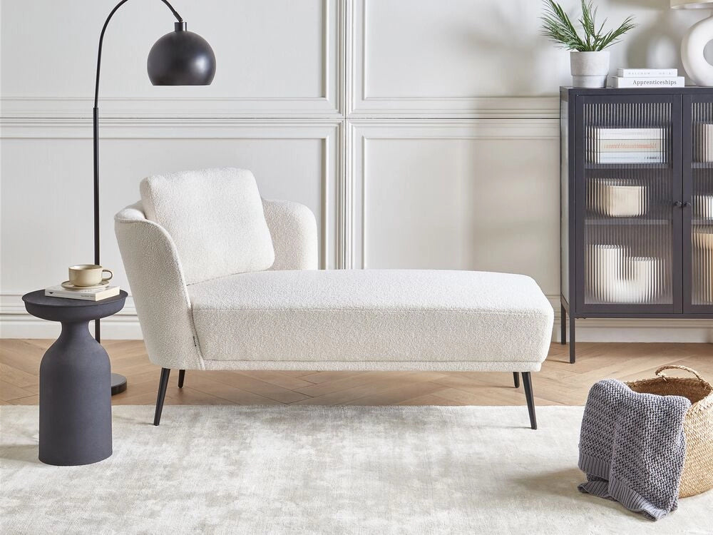 Chaise longue con cuscino bianco sporco in tessuto bouclé lato sinistro stile retrò