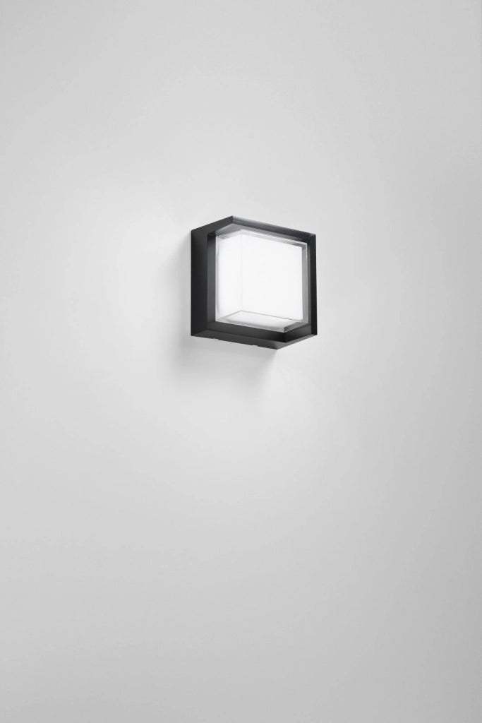 APPLIQUE LED BLOCK NERO QUADRATO 15W 1880LM CCT 3000 E 4200 E 6500K 16X16X10CM