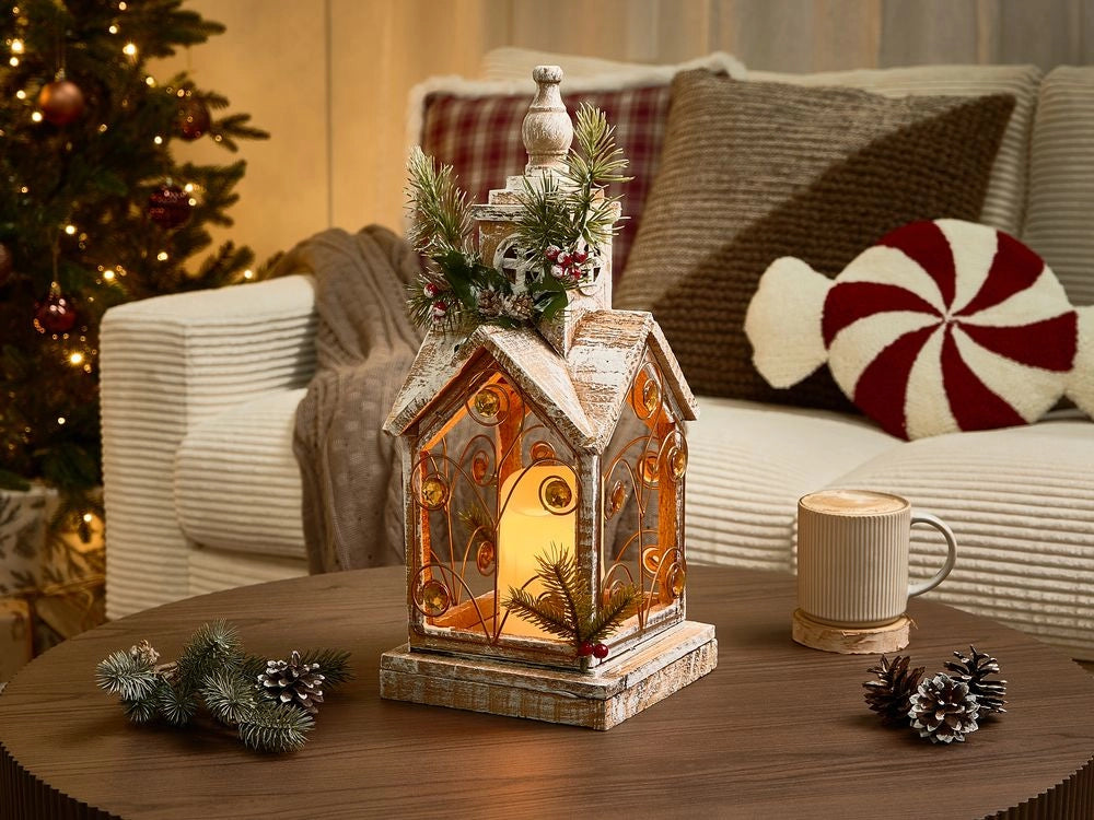Lanterna LED in legno di abete marrone chiaro Decorazione natalizia tradizionale fatta a mano