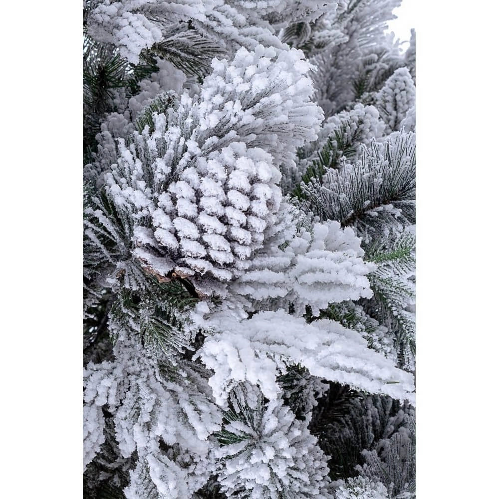 Albero di Natale Arves innevato H240 con 2513 rami