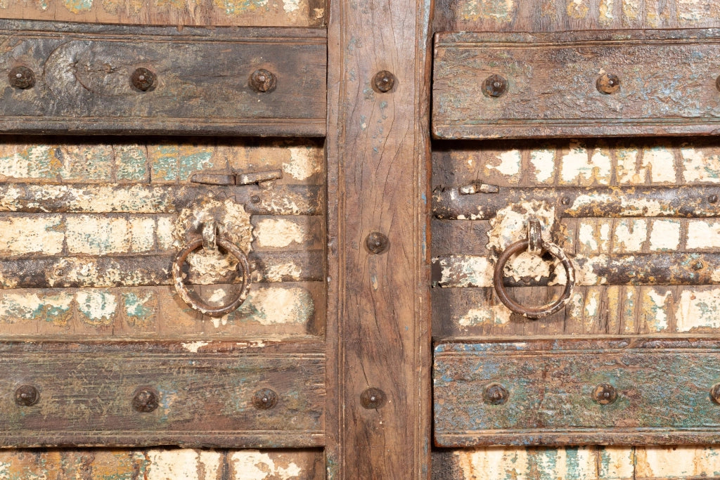 Biscottini Porta portone in legno massello e ferro da interno o da esterno vecchia e antica medievale scorrevole