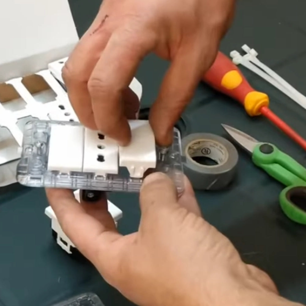 Biesse kit presa bipasso 2p+t 10/16a 250v compatibile bticino matrix am5180 *** numero pezzi 10, confezione 1