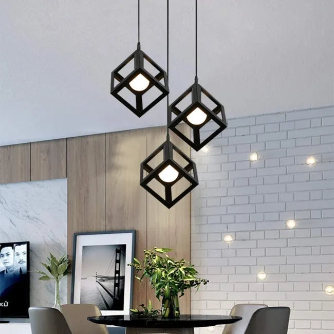 Lampadario Lampada Sospensione Cubo Moderno con Portalampada E27 NERO