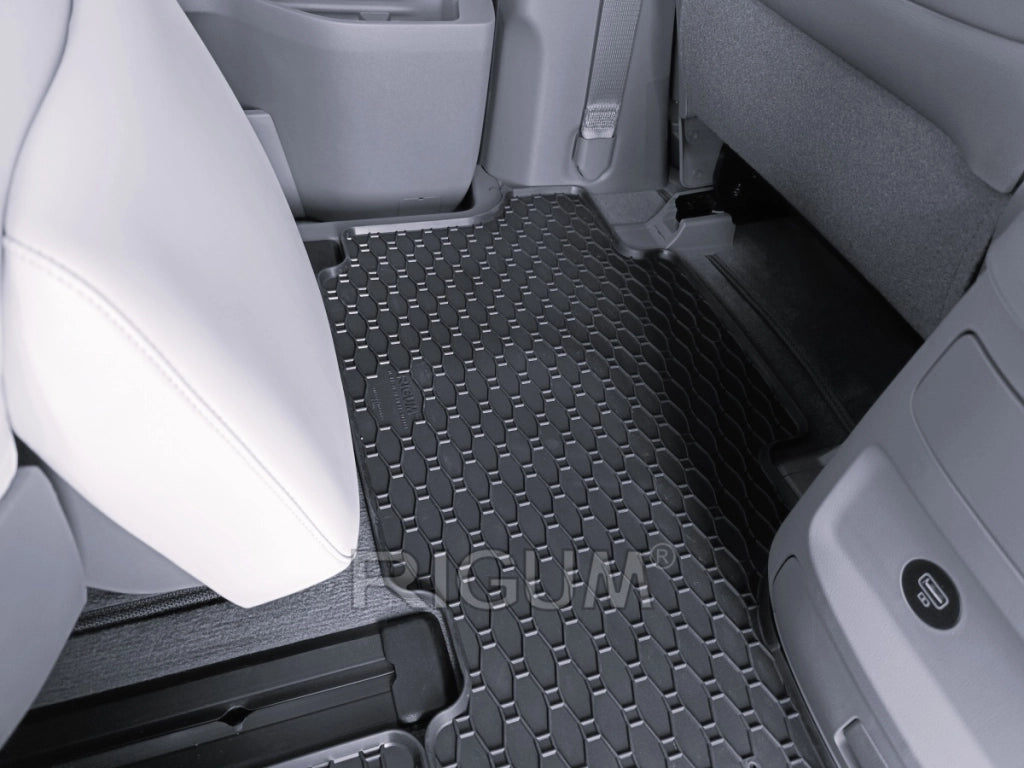 RIGUM905922, HYUNDAI Staria 2a+3a fila 7 posti 2022-
