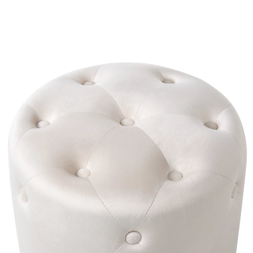 Pouf elegante in velluto di colore bianco sporco trapuntato stile classico moderno