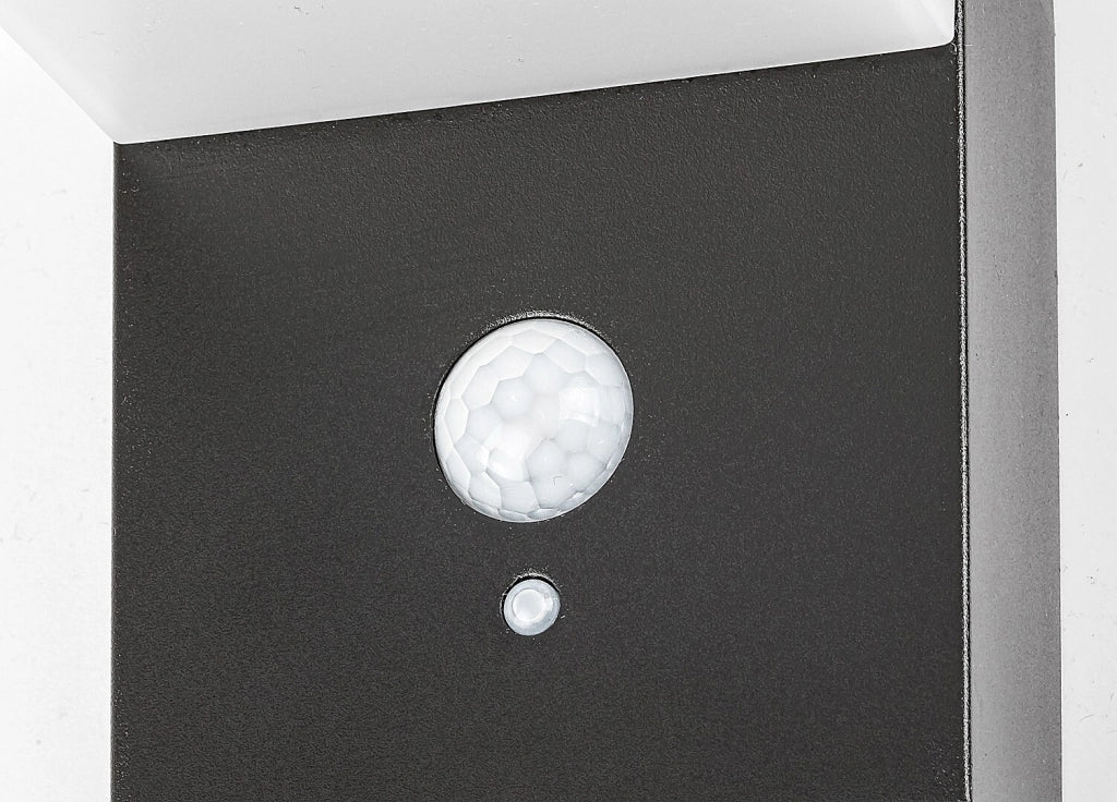 Applique solare LED 6W con sensore movimento Zrebar nera