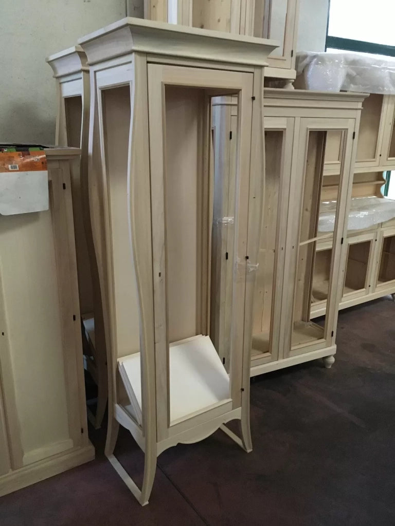 Vetrina classica bombata 1 porta dx in legno grezzo l.71 p.48 h.204 (3095) - Mobili 2G