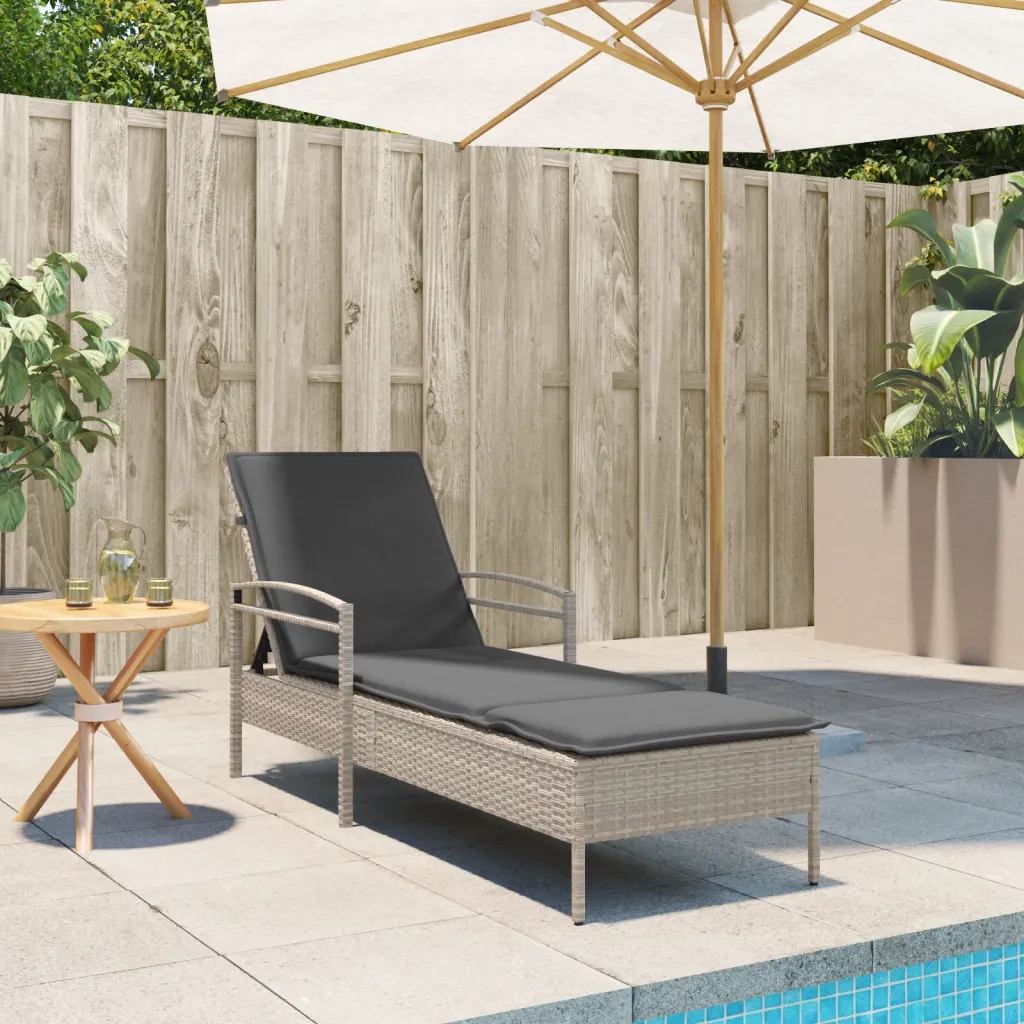 Sdraio da giardino | Lettino con Cuscino Grigio Chiaro 63x200x81 cm in Polyrattan
