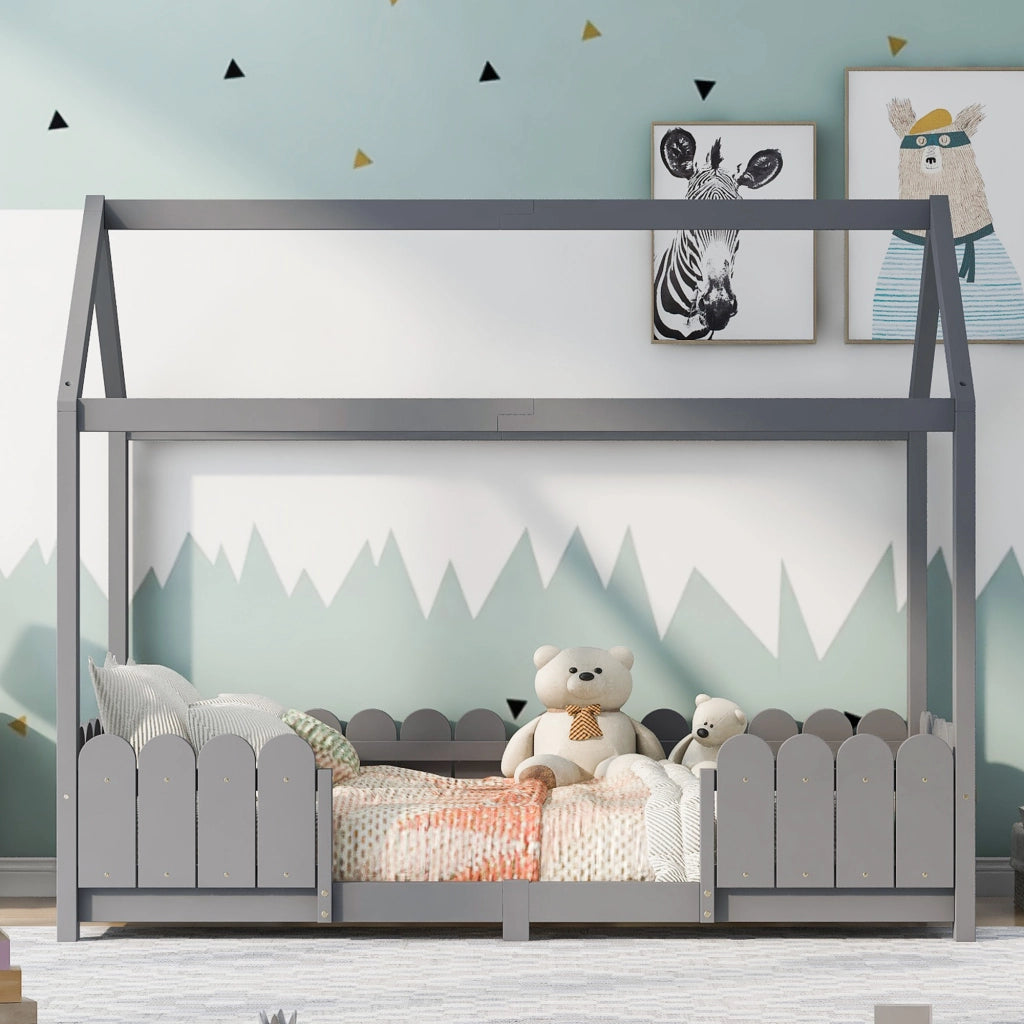 Letto a casetta 90x200 cm in legno grigio con sponde di sicurezza e rete a doghe