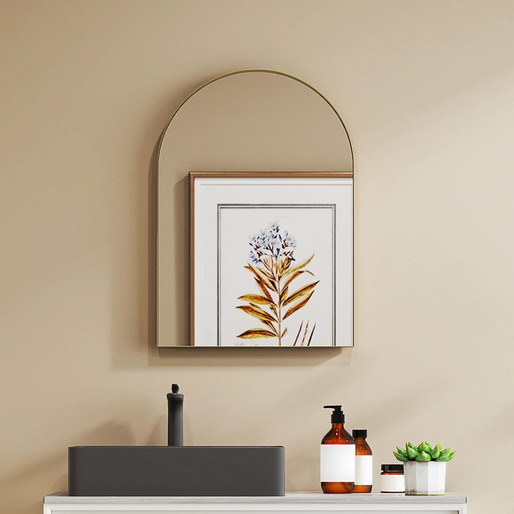 Specchio da Parete Arcuato ¨C Xylo ¨C Cornice in Lega d'Alluminio Oro 50x70cm