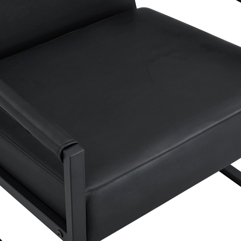 Poltrona moderna in PU nero con struttura in metallo, sedia relax compatta per soggiorno, camera e ufficio