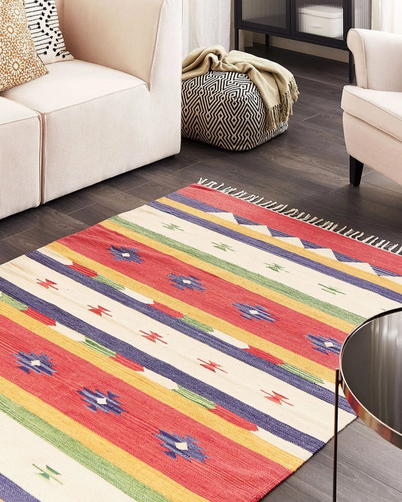 Tappeto kilim in cotone rosso beige con nappe 140 x 200 cm soggiorno camera da letto